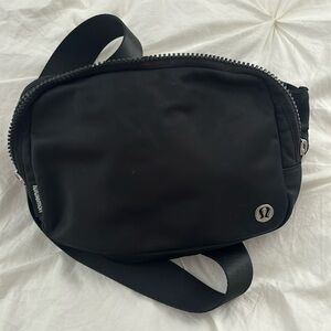 Lululemon Everywhere Belt Bag Large 2L Black